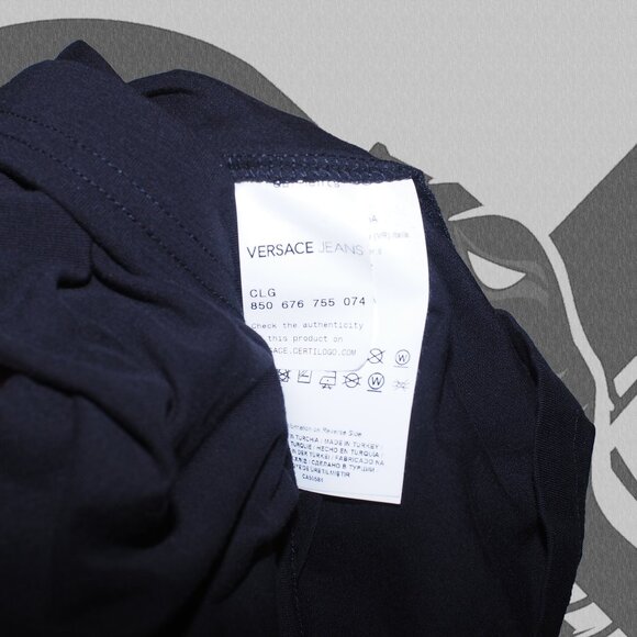 Versace Jeans Women's Small Short Sleeve Shirt Black Palm Tree Graphic - Picture 6 of 7